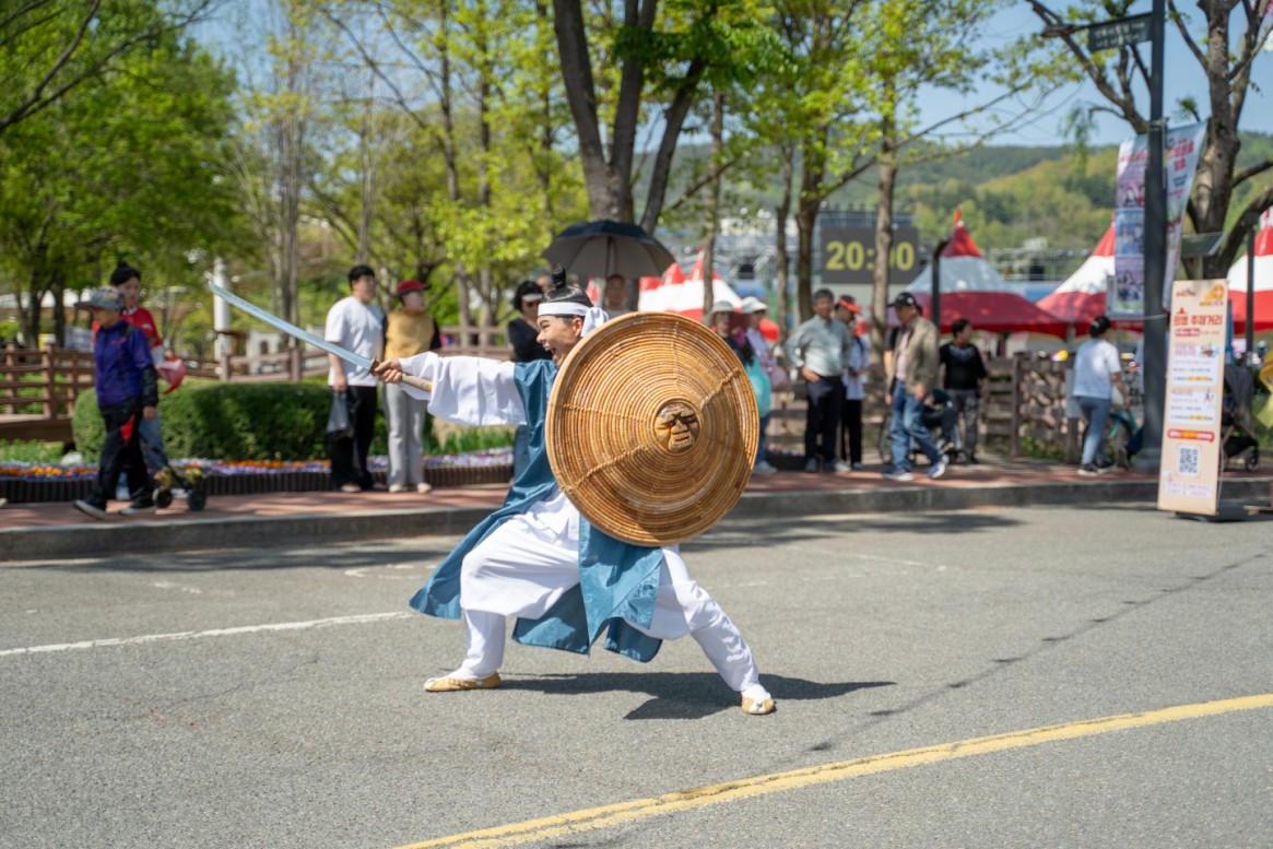 d5995f28758469f334e0331e858cd26c_1778199795_0426.jpg